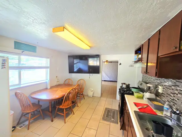 1448 W Parkway Ave, West Valley City, UT 84119 - #3