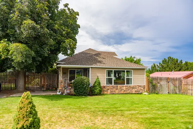 260 W 300 S, Salem, UT 84653 - #1