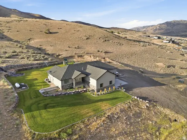 2056 Ridgeline Rd, Stockton, UT 84071 - #2