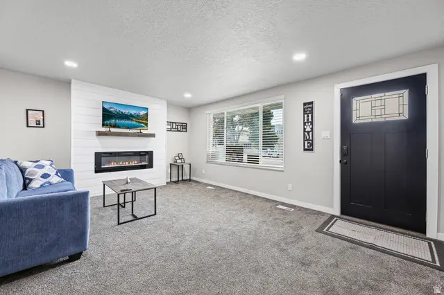 251 W Colorado Dr S, Midvale, UT 84047 - #2