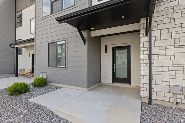 516 S 1040 W, American Fork, UT 84003 - #3