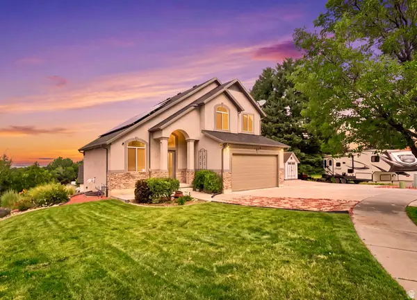 1126 E Benchview Dr, Ogden, UT 84404