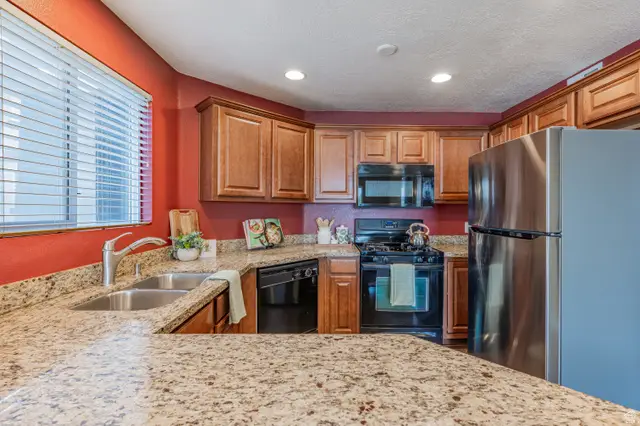 74 E Resaca Dr S #B6, Sandy, UT 84070 - #1