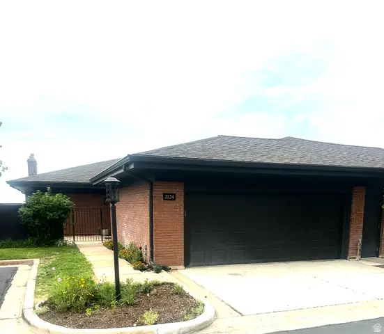 2124 S Ridgewood Way E, Bountiful, UT 84010
