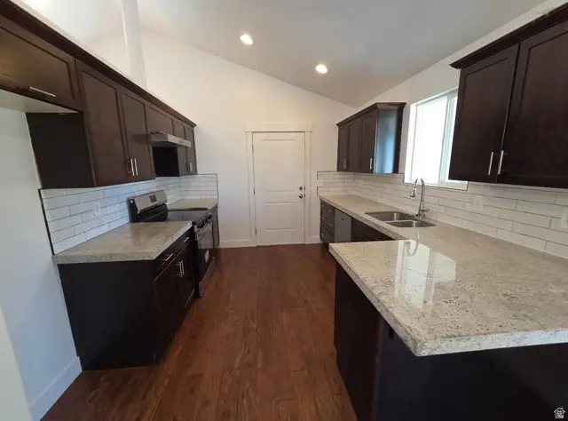 379 Utah Dr, Grantsville, UT 84029 - #2
