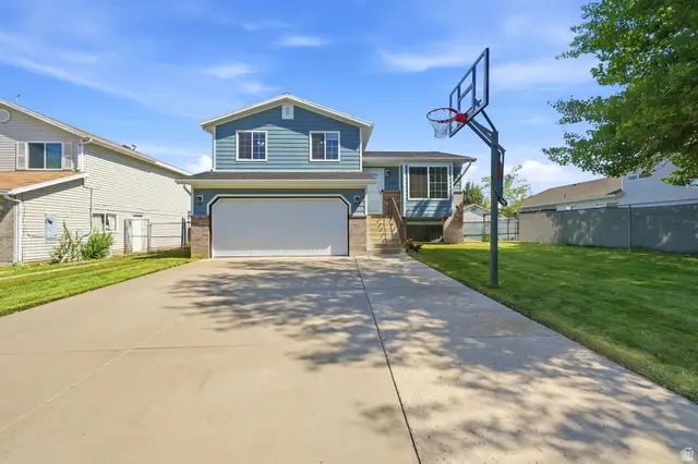2432 W 1915 N, Clinton, UT 84015 - #2