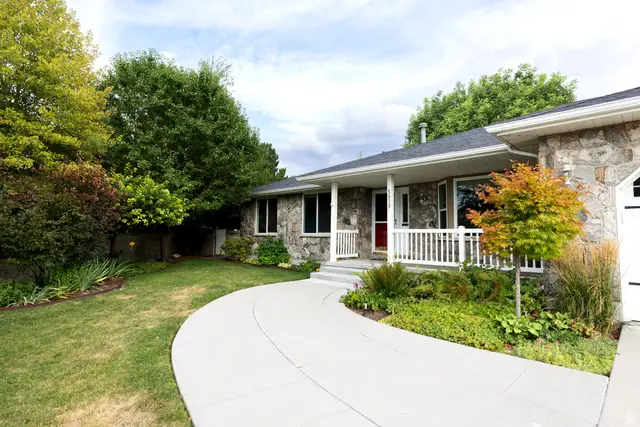 5939 S Noble Oaks Cir, Murray, UT 84123 - #3