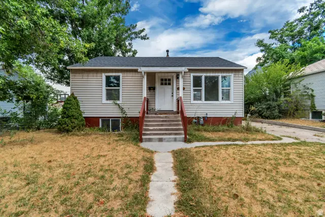 1065 E 420 St S, Provo, UT 84606 - #1