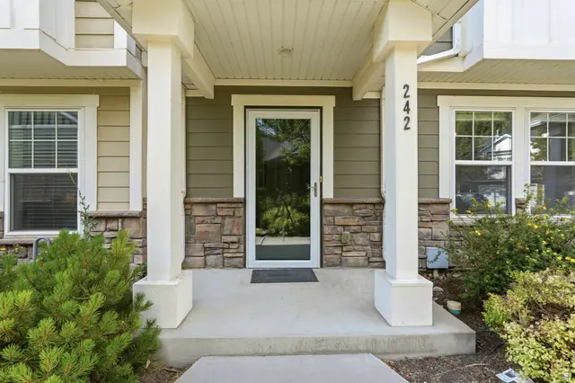 242 W 1010 S, Logan, UT 84321 - #3