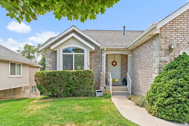 148 S Ridgeview Dr W, Orem, UT 84058 - #3