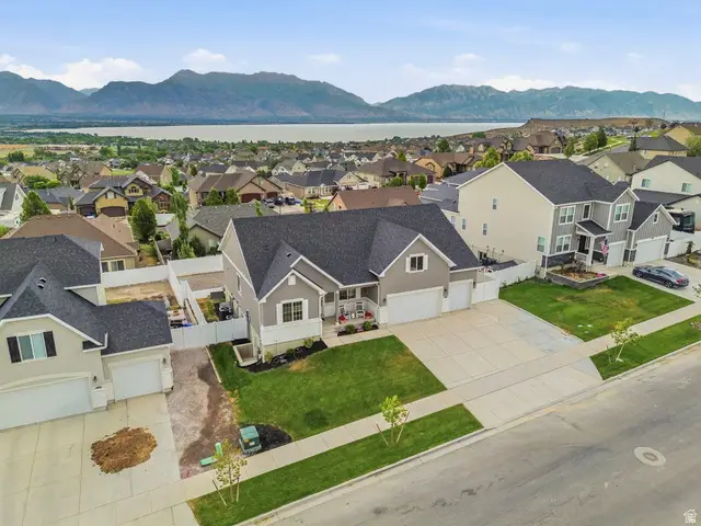 1498 S Loveland Ln, Saratoga Springs, UT 84045 - #2