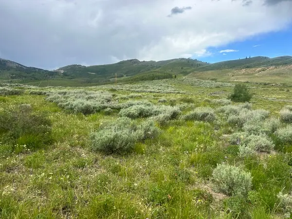 5465 N Lone Hill Dr #1 & 2, Midway, UT 84049