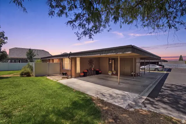 1025 Bristol Rd, Fruit Heights, UT 84037 - #1