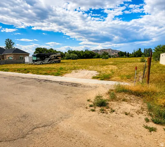 345 N 1250 W #8, Vernal, UT 84078 - #1