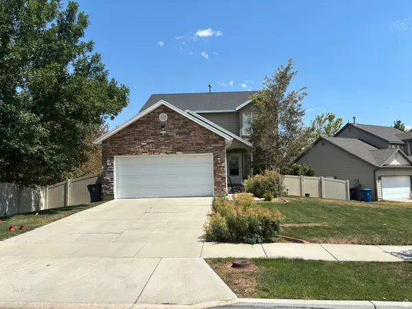 1914 N Thompson Pl W, Saratoga Springs, UT 84045