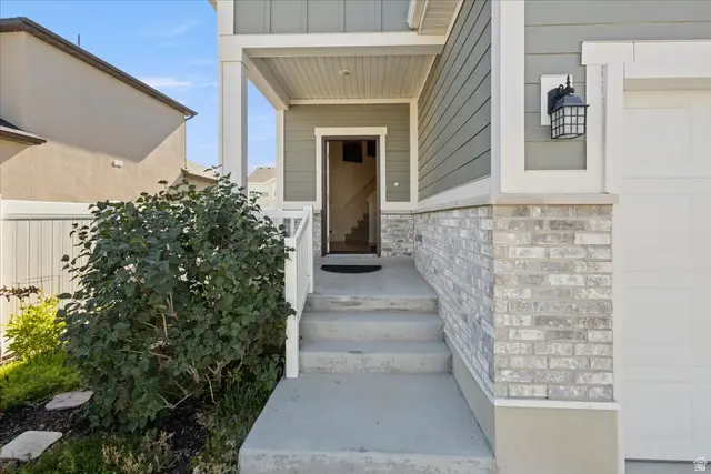 5714 N Sagewood W, Stansbury Park, UT 84074 - #3