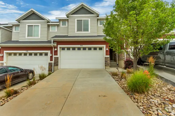 716 W Broad Stripes Dr, Bluffdale, UT 84065