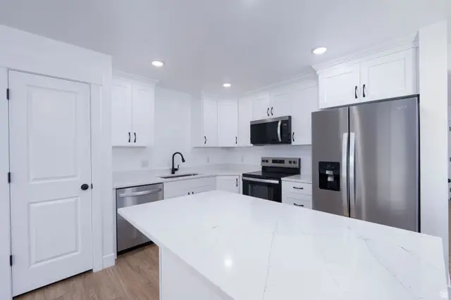 72 N 600 W #223, Roosevelt, UT 84066 - #2