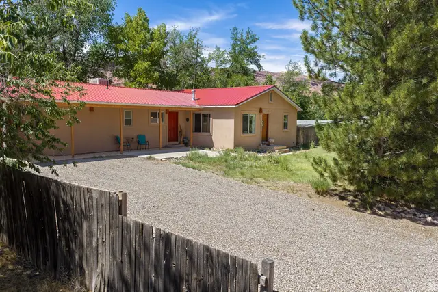 890 E Oak St, Moab, UT 84532 - #2