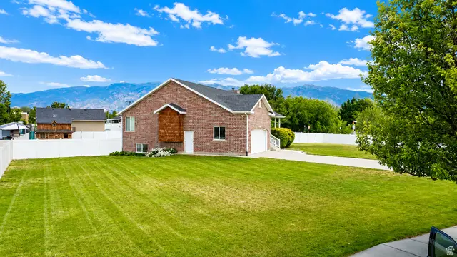 1133 S Bridgecreek Ln W, Layton, UT 84041 - #2