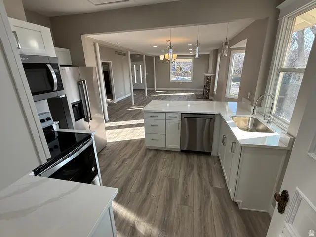 419 N H St, Salt Lake City, UT 84103 - #3