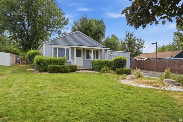 165 S 400 E, Kaysville, UT 84037 - #1