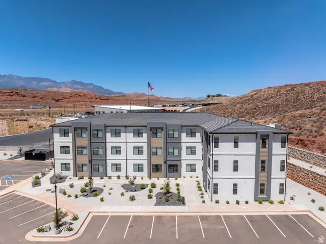 226 N Cliff Side Dr #L300, Hurricane, UT 84737 - #2
