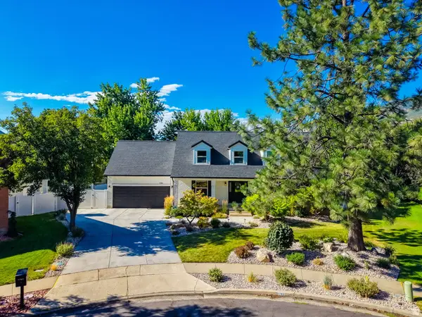 1786 N Country Cir, Centerville, UT 84014