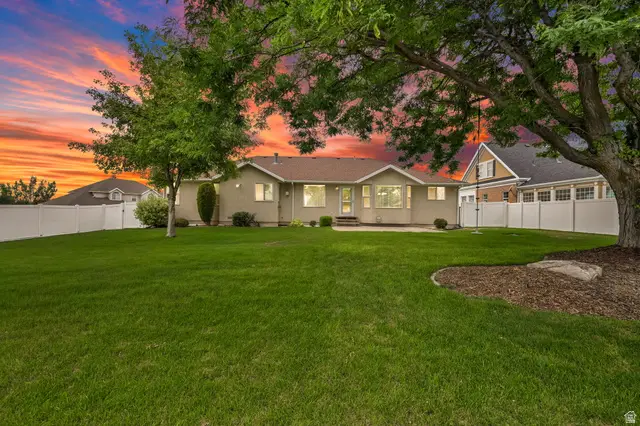1047 S 750 E, Kaysville, UT 84037 - #3