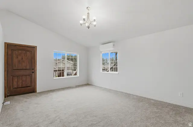 1424 N Spring Mountain Dr, Springville, UT 84663 - #2