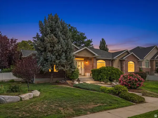 732 W 2300 S, Syracuse, UT 84075