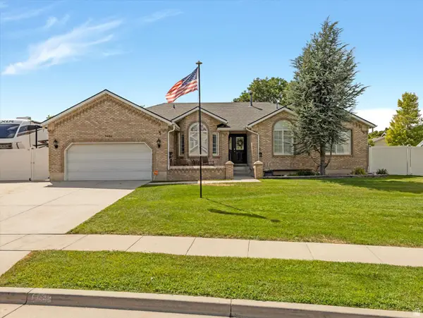 9886 S Presidential Dr, South Jordan, UT 84095