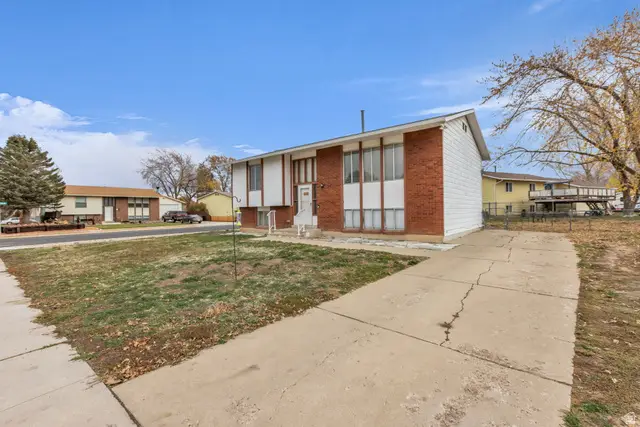 1118 N 575 W, Clinton, UT 84015 - #2