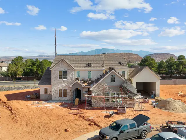 467 E 3135 S, Washington, UT 84780 - #2