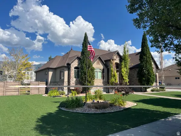 5352 N Horseshoe Dr, Stansbury Park, UT 84074