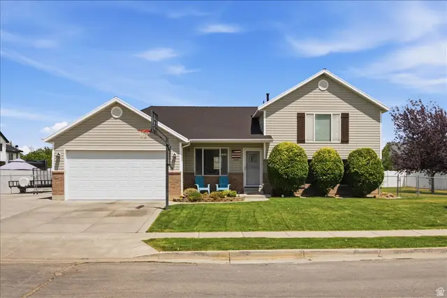 2902 W 2495 S, Syracuse, UT 84075 - #1