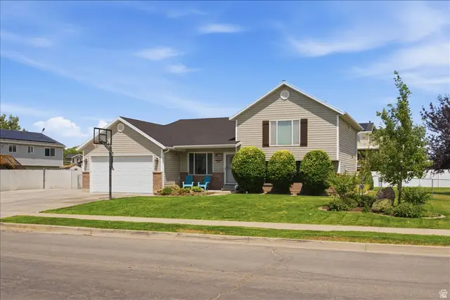 2902 W 2495 S, Syracuse, UT 84075 - #3