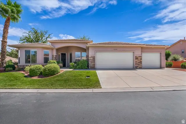 1235 W Red Butte Dr, Washington, UT 84780 - #1