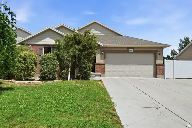 4582 W Black Powder Dr S, Herriman, UT 84096 - #3