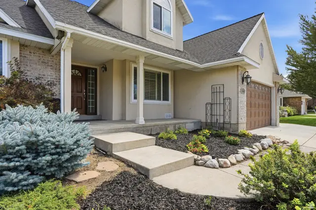 8531 Pebble Creek Cir, Sandy, UT 84093 - #1