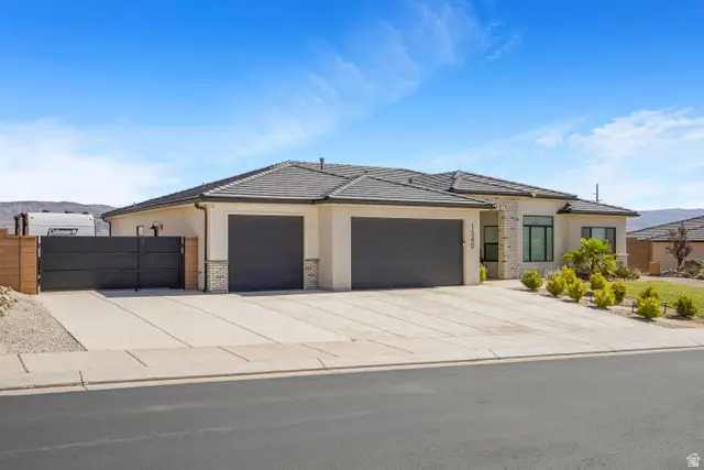 1540 E Honeycomb Dr, Saint George, UT 84790 - #2