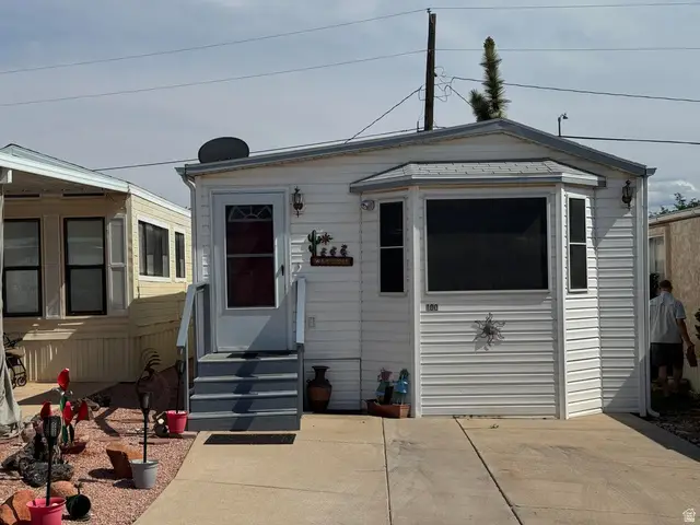1225 N Dixie Downs Rd #100, Saint George, UT 84770 - #1