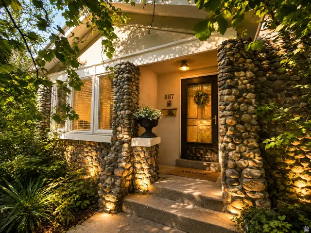 887 E 3rd Ave, Salt Lake City, UT 84103 - #2