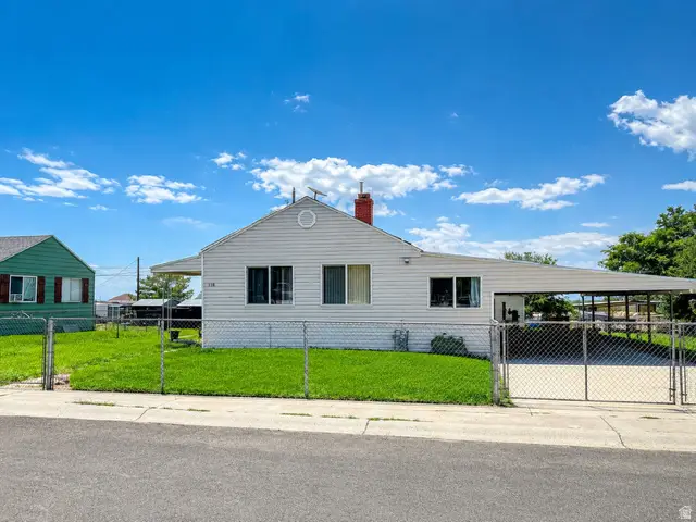 118 Shuman St, East Carbon, UT 84520 - #2
