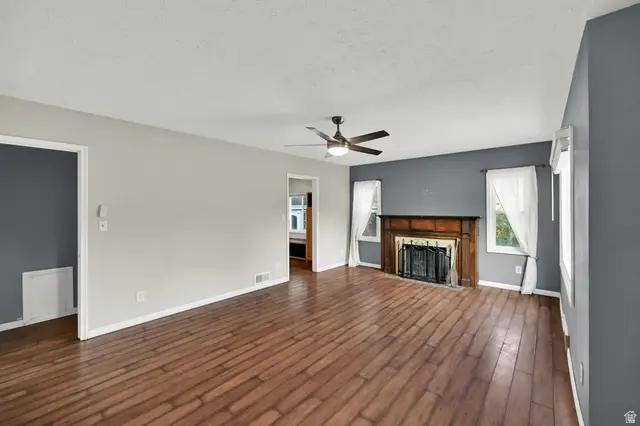 340 W Porter Ln, Centerville, UT 84014 - #2