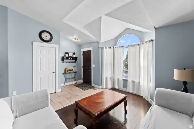 3238 S Ivy Dr, West Valley City, UT 84119 - #2