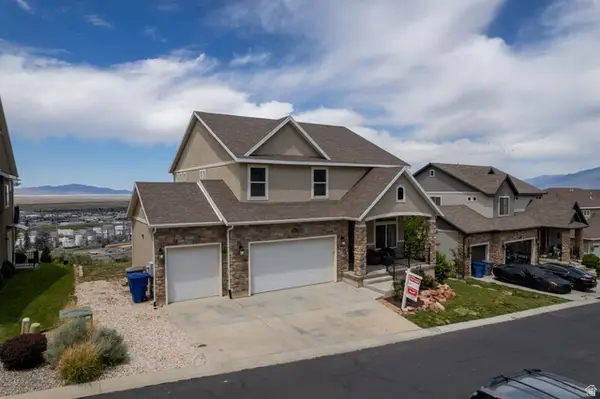 452 S Sunset Ridge Dr, North Salt Lake, UT 84054