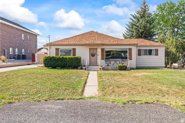 254 E 300 S, Gunnison, UT 84634 - #1