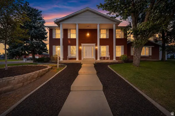 8441 S Rua Branco Dr, Sandy, UT 84093