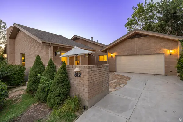 822 N Grandridge Ct E, Salt Lake City, UT 84103